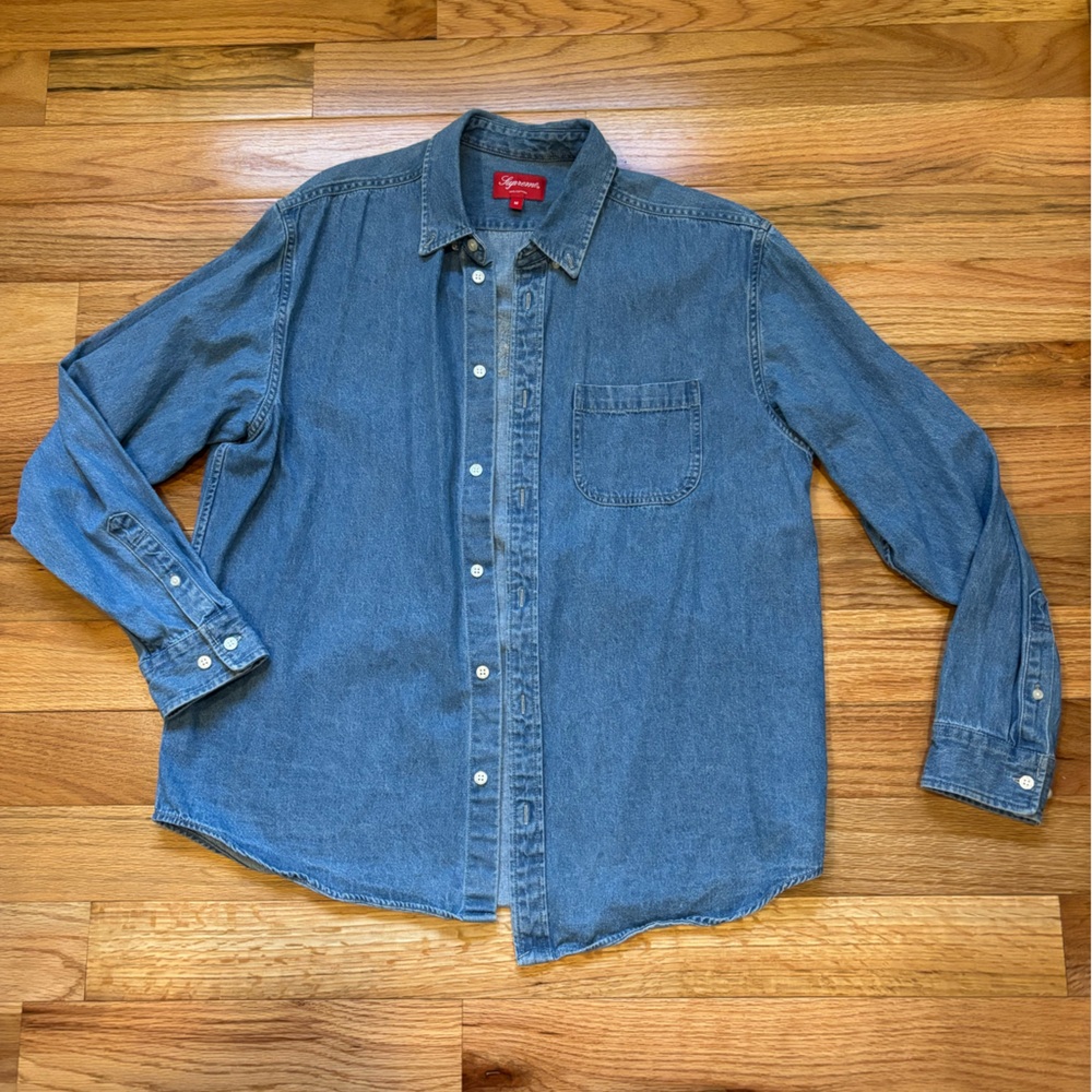 Supreme Light Blue Denim Shirt Jacket with Embroidered Logo - Picture 2 of 9